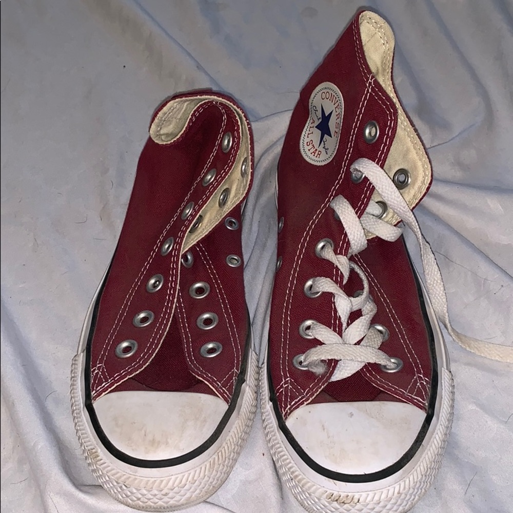 Converse All-Stars high tops cranberry colored